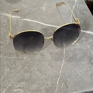 Gucci Women's Gold Sunglasses with Dark Lenses